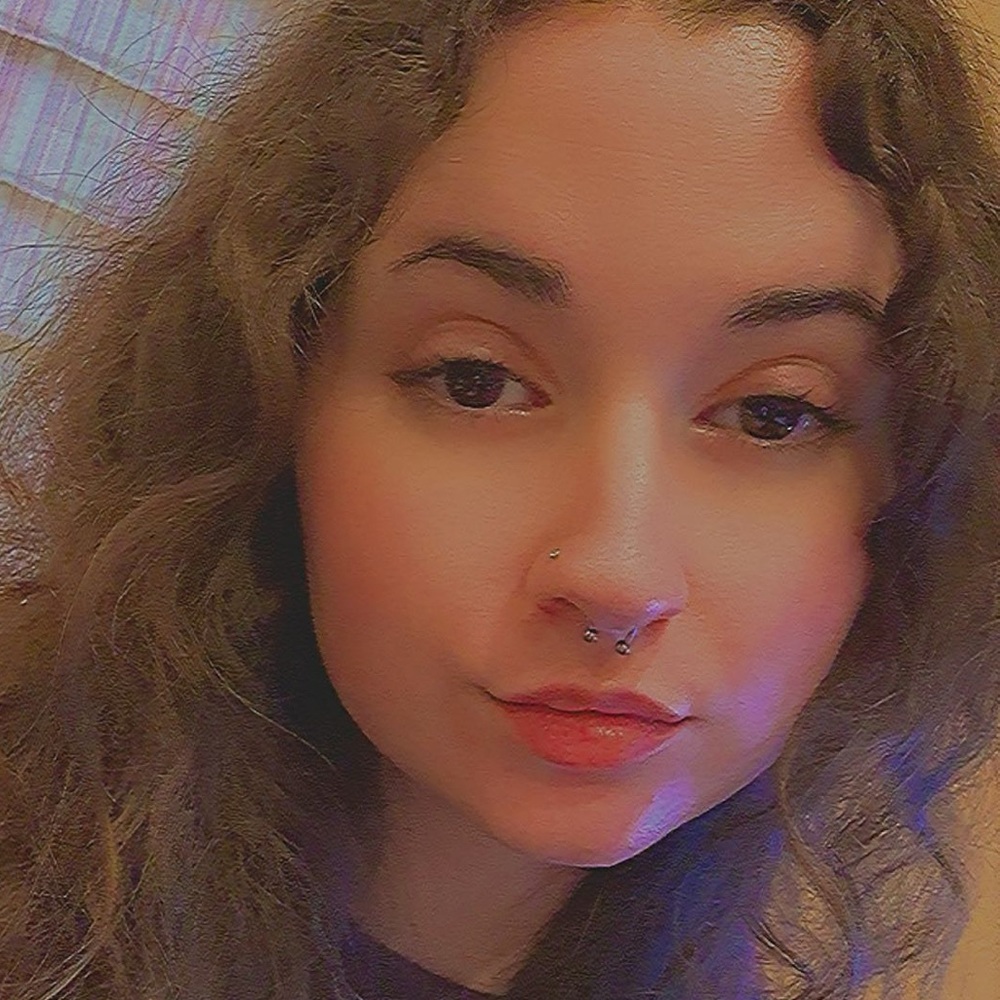 Meet your Posher, Abigail